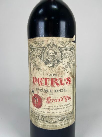 POMEROL.
Pétrus.
1989. 1 bt.
(Dirty label,...