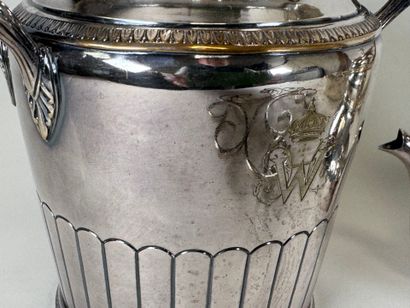 Silver-plated lot including :
- CAILLAR BAYARD.
A...