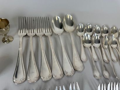 BOULENGER.
Silver-plated table service set...