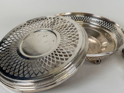 CHRISTOFLE.
Circular openwork silver-plated...