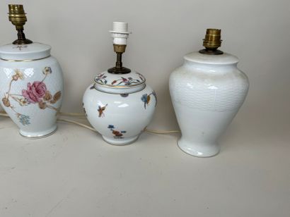 HAVILAND in Limoges.
Four white and polychrome...