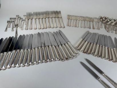 Important silver-plated menagère set, net...