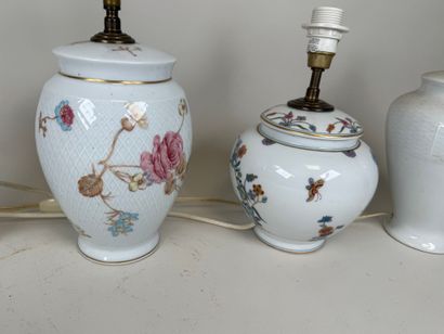 HAVILAND in Limoges.
Four white and polychrome...
