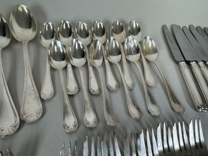 BOULENGER.
Silver-plated table service set...