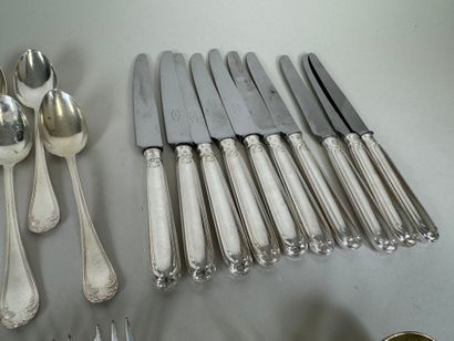 BOULENGER.
Silver-plated table service set...
