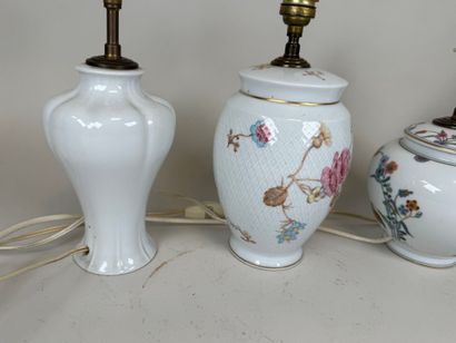 HAVILAND in Limoges.
Four white and polychrome...