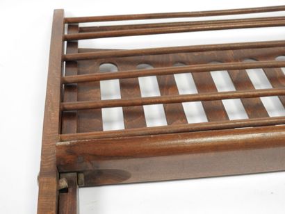 Cees BRAAKMAN (1917-1995) pour Maison PASTOE.
Porte-revues...