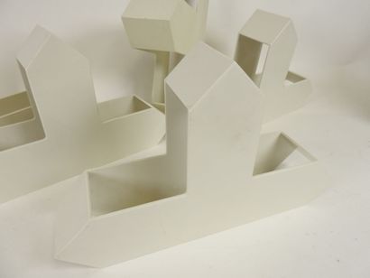 Walter ZEISCHEGG (1917-1983) pour HELIT.
Série...