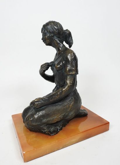 Lluis JORDA (XXème).
Femme à genoux.
Sujet...