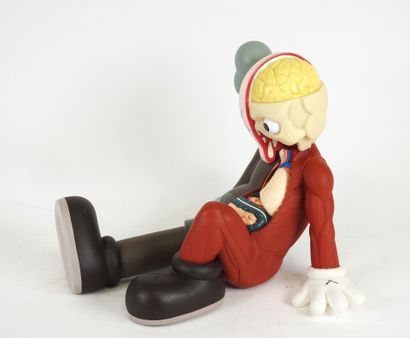 KAWS (Né en 1974).
L'écorché.
Sujet en plastique...