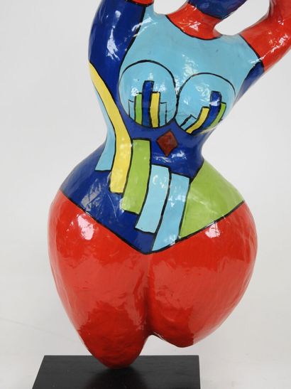École du XXe.
Femme.
Sujet en papier mâché...