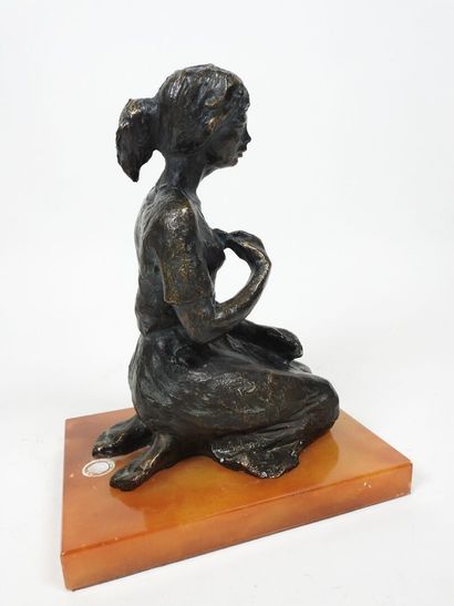Lluis JORDA (XXème).
Femme à genoux.
Sujet...