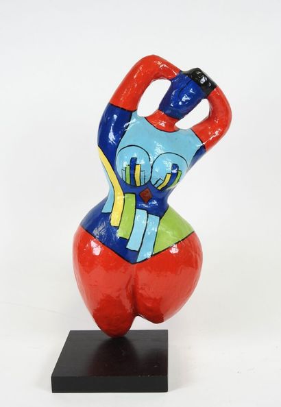École du XXe.
Femme.
Sujet en papier mâché...