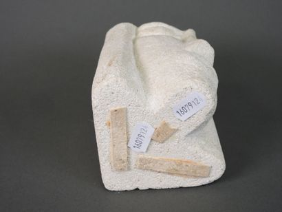 Albert TORMOS (XXème siècle).
Pot en pierre...