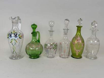 Six carafons ou carafes certaines partiellement...