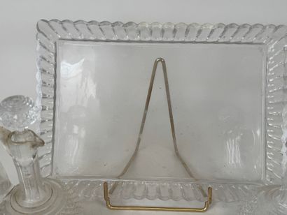 BACCARAT, attribué à.
Petit nécessaire à...