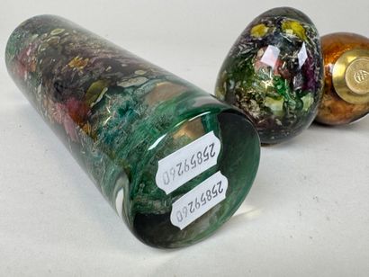 Set includes:
FINE LAQUER.
- a cylindrical...