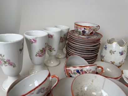 Important lot of polychrome and gold porcelain...
