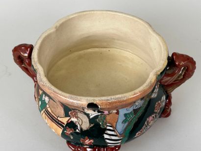 ASIA, 20th C. Small polychrome and enameled...
