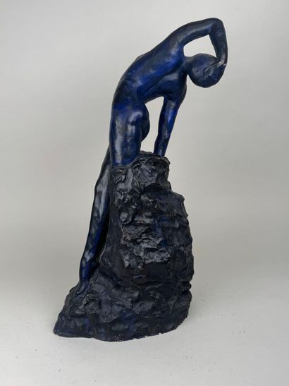 École XXe.
Femme nue au rocher.
Grand sujet...