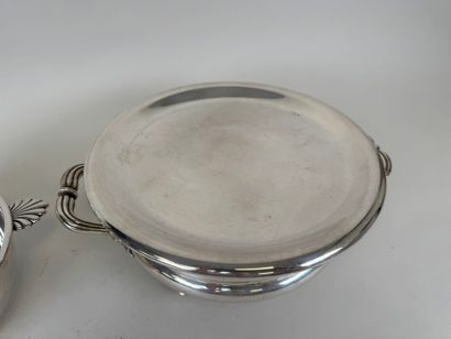 CHRISTOFLE.
Chauffe-plat en métal argenté...