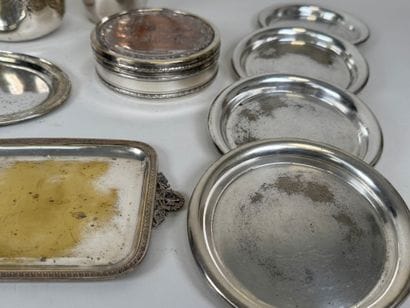 Small silver-plated lot including: Circular...