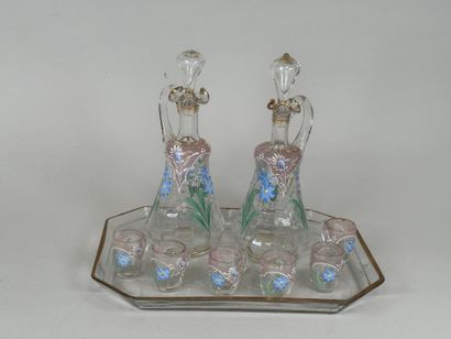 Service à liqueur en verre émaillé décoré...