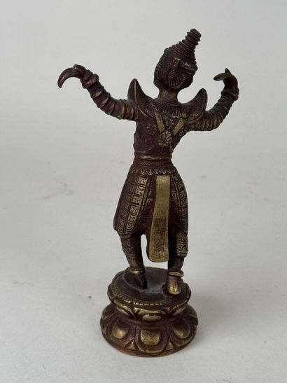 ASIA, 20th century.
Figure.
Subject in patinated...