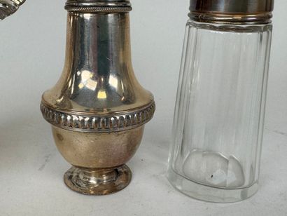Lot de métal argenté et verre comprenant...