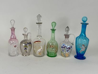 Six carafons ou carafes certaines partiellement...
