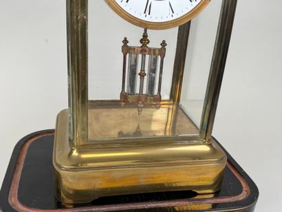 Pendule cage en laiton ou bronze doré, toutes...