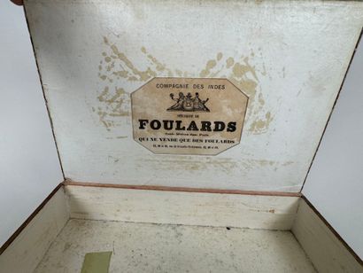 Lot d'écrins pour bijoux en cuir et velours.
12...