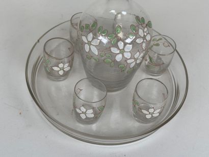 Service à liqueur en verre émaillé décoré...