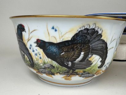 FRANKLIN PORCELAIN.
Saladier en porcelaine...