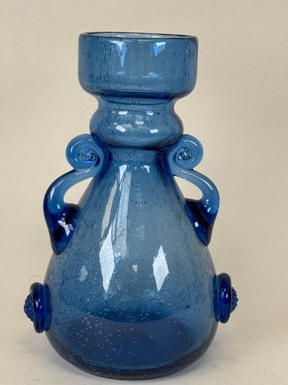 BIOT, dans le goût de .
Vase bouteille à...