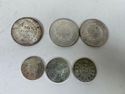 Lot of 3 silver HERCULE 50 franc coins.
Two...
