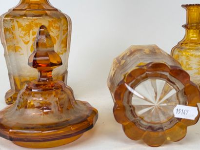BOHEME.
Carafe, sucrier couvert, petit carafon...