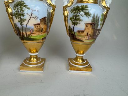 Porcelaine de Paris, fin XIXe - début XXe....