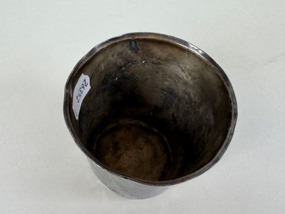 Minerve-patterned silver timbale with fillet...