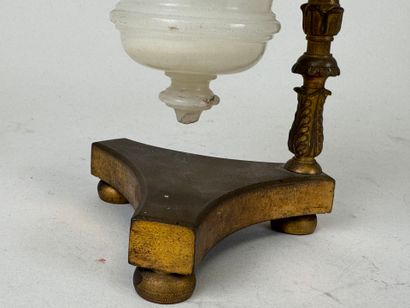 Petite lampe à huile ou encensoir en bronze...