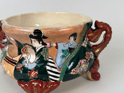 ASIA, 20th C. Small polychrome and enameled...