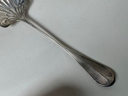 Silver strawberry sprinkler, Minerve hallmark,...