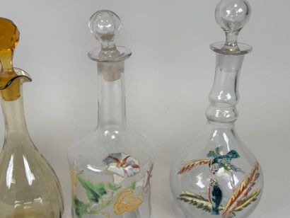 Six carafons ou carafes certaines partiellement...