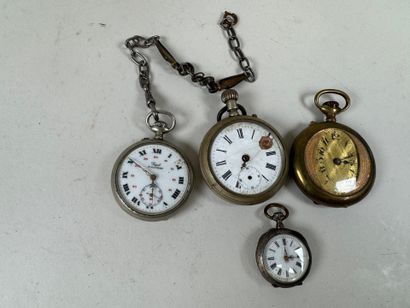 Lot de quatre montres de col et gousset en...