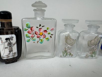 ASIE, XXe et divers.
Collection de 8 petites...