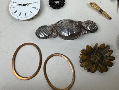 Set of small display items including brass...