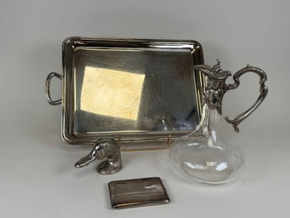 Silver-plated metal lot including :
- a glass...