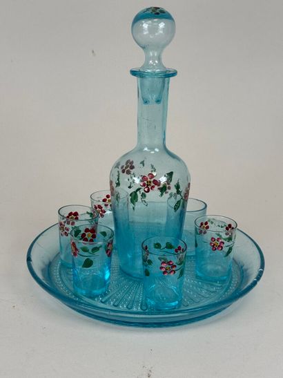 Service à liqueur en verre émaillé décoré...
