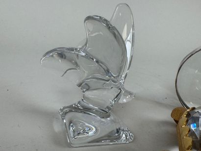 BACCARAT.
Petit sujet en cristal à décor...