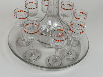Service à liqueur en verre émaillé décoré...